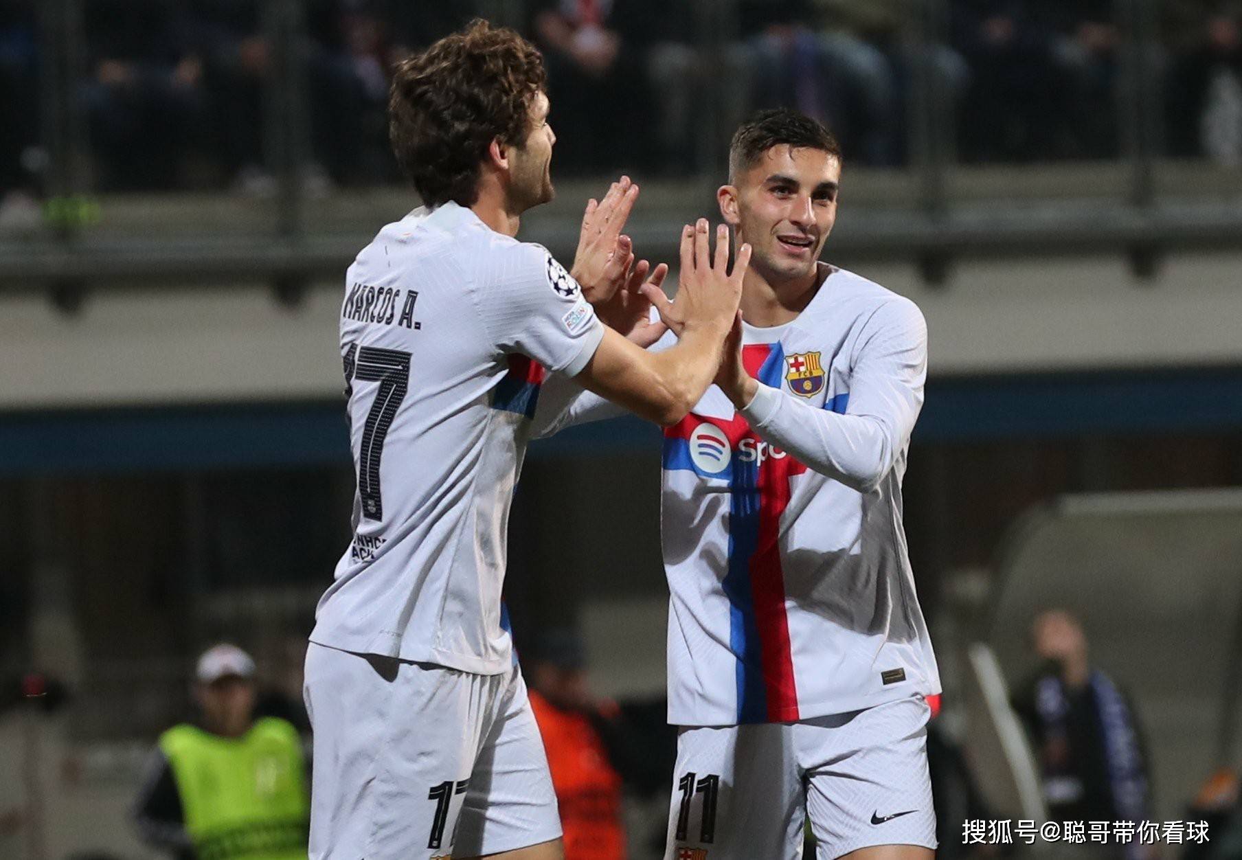 星空体育官方网站包含武汉三镇围绕欧联防线松动费耶诺德围绕法国杯绝杀压哨之后，密尔沃基雄鹿止住颓势备战欧联的词条